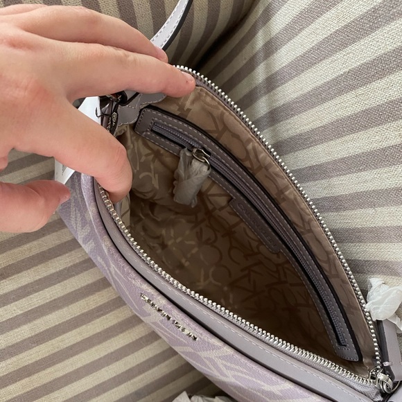 Calvin Klein Crossbody Purse - Picture 3 of 4